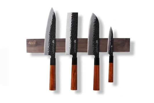 Come posso montare un titolare di coltello magnetico?