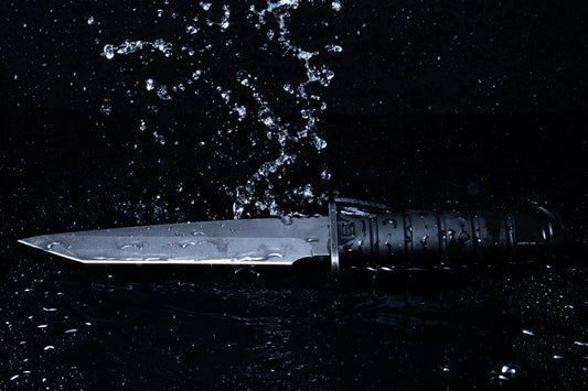 Come può danneggiare l'acqua un coltello?