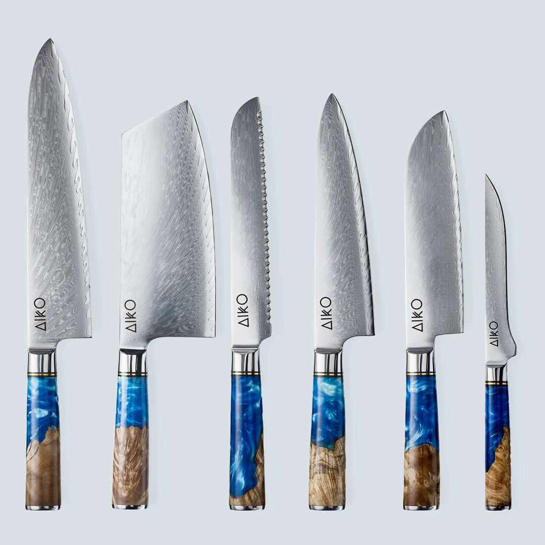 Aiko Blue (あいこ, アイコ) Damasco Knife in acciaio con maniglia di resina blu colorata